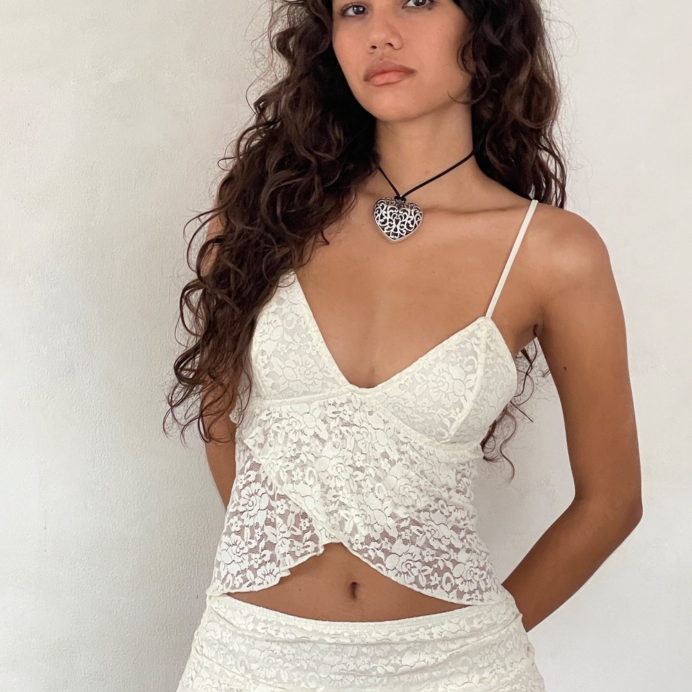 Motel Rocks Cojira Lace Butterfly Top in Ivory XL